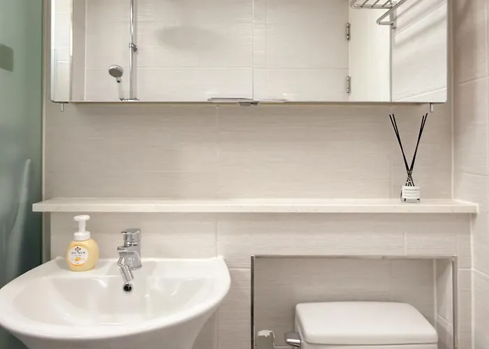 Private Gangnam Free Early Check-in And Luggage Storage 5 Min To Station And Clinics Вилла Сеул